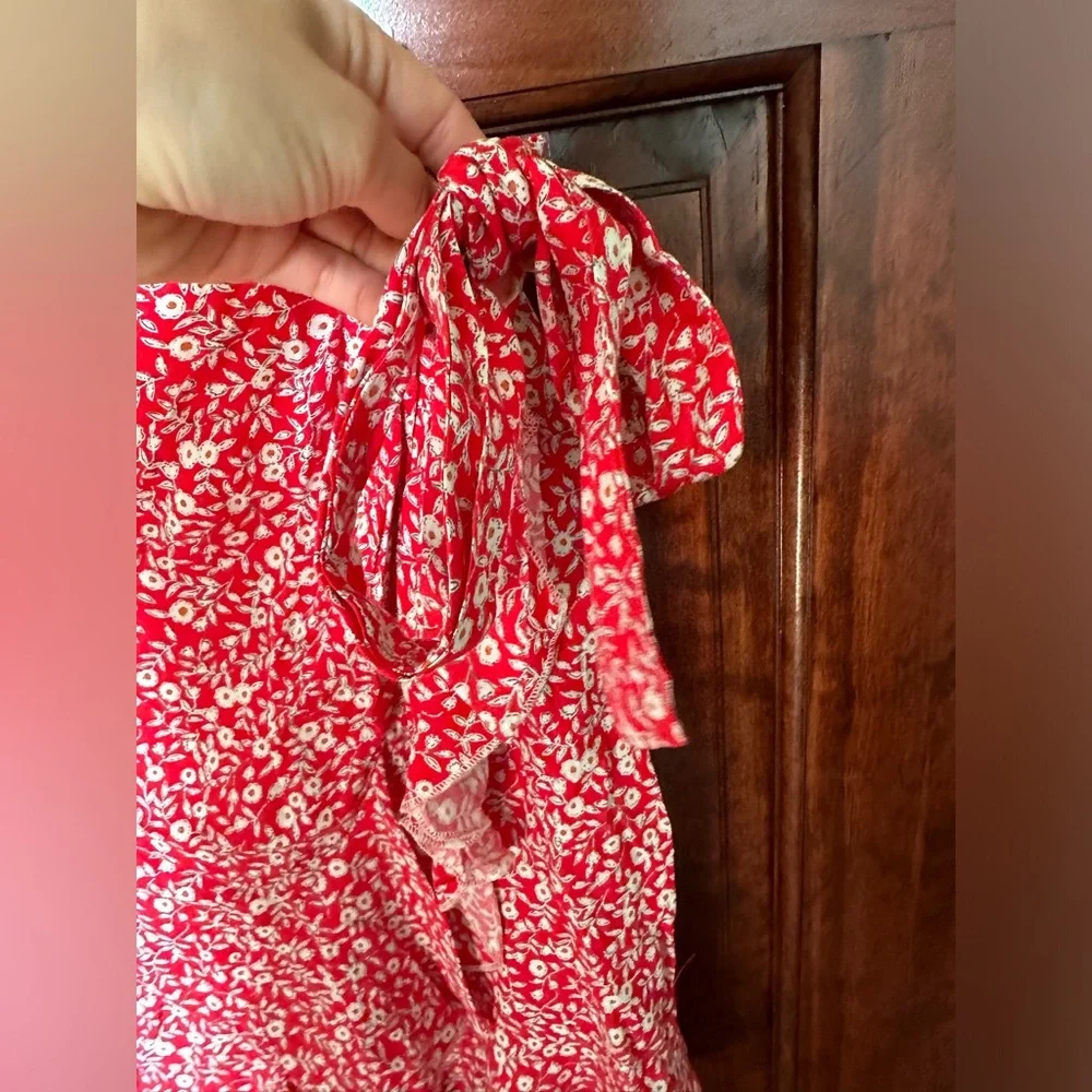 Reddish/Pinkish Floral skirt - Picture 4 of 4
